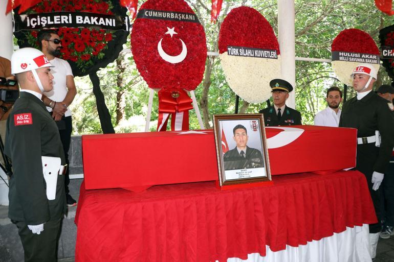 Şehit Uzman Çavuş Demir, son yolculuğuna uğurlandı