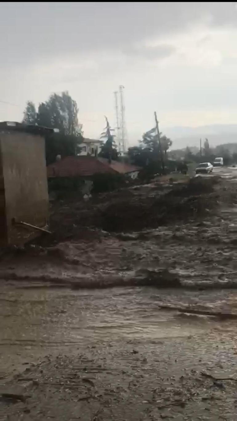 Kırıkkalede sağanak günlük yaşamı olumsuz etkiledi