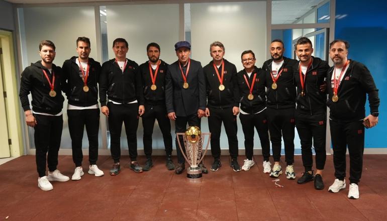 Trabzonspor’da Egemen Korkmaz teknik ekipten ayrıldı