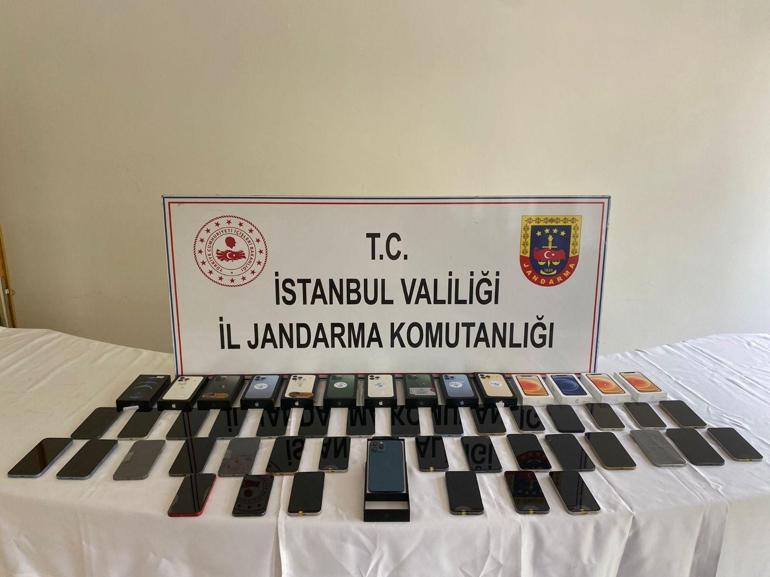 Jandarma’dan kaçak cep telefonu operasyonu