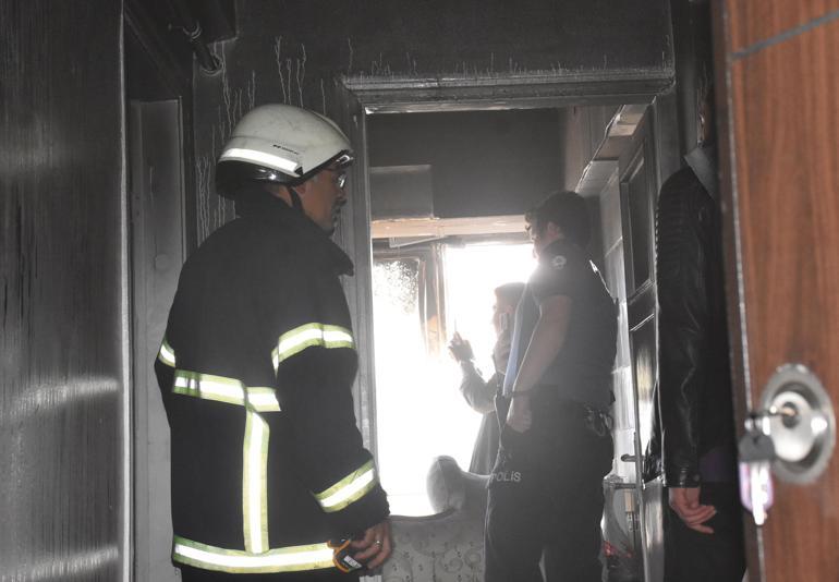 Afgan 3 arkadaşın kaldığı ev yandı