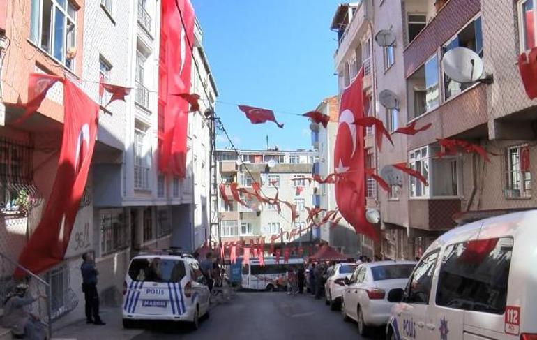 Şehit Enes Özgülün cenazesi helallik için baba evine getirildi