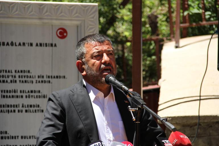 Başbağlarda, PKKnın katlettiği 33 kişi dualarla anıldı