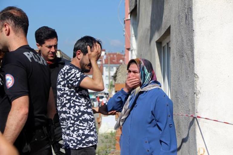 Mutfaktaki yangında kıyafetleri tutuşunca canından oldu