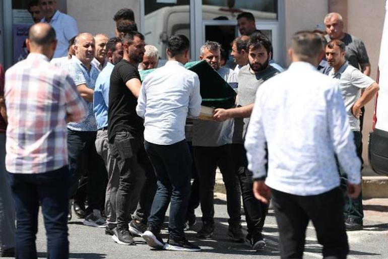 Esenyurttaki katliam, aynı aileden 4 kişi toprağa verildi