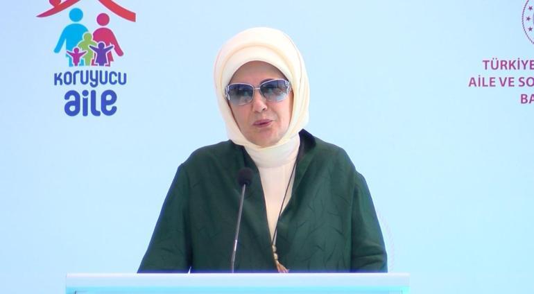 Emine Erdoğan: Koruyucu ailelerdeki çocuklarımızın sayısı 8 bin 723e yükseldi