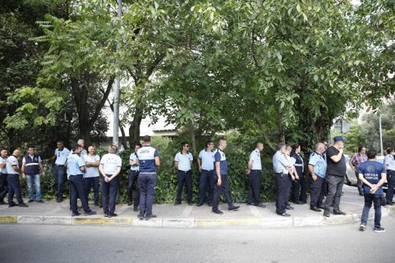 Bakırköy Zeytinlik Halk Pazarında yıkım gerginliği