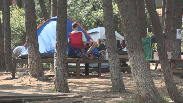 İstanbulda kalanlar Şilede otel ve kamp alanlarına akın etti