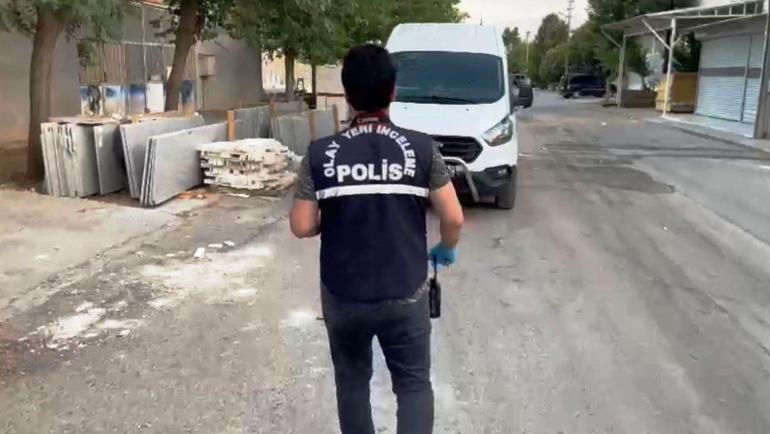 Evinin bahçesinde otururken yorgun mermi ile yaralandı