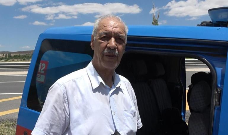 Sürücüsünü arı sokan otomobil şarampole düştü: 4 yaralı