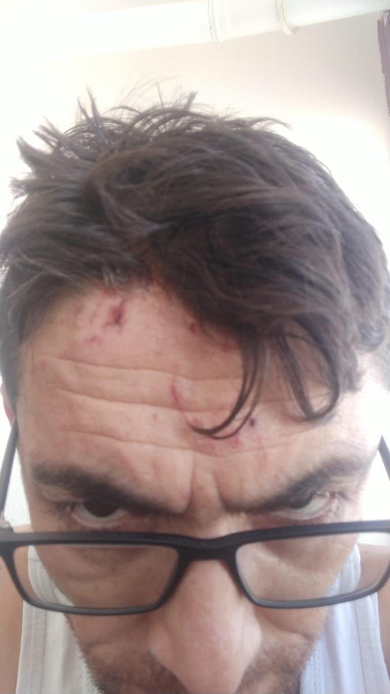 Apartmanda komşuların yumruklu kavgası kamerada