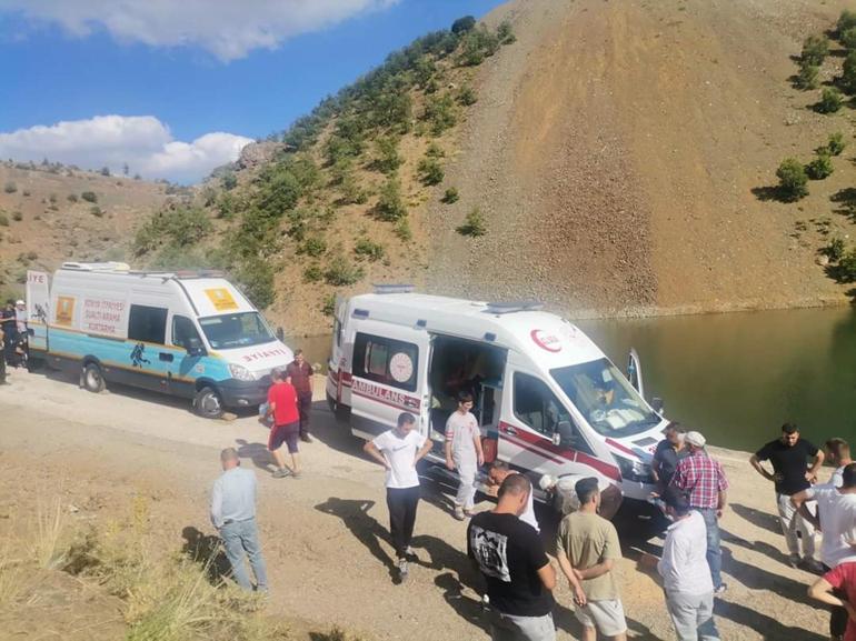 Serinlemek için girdiği baraj gölünde boğuldu