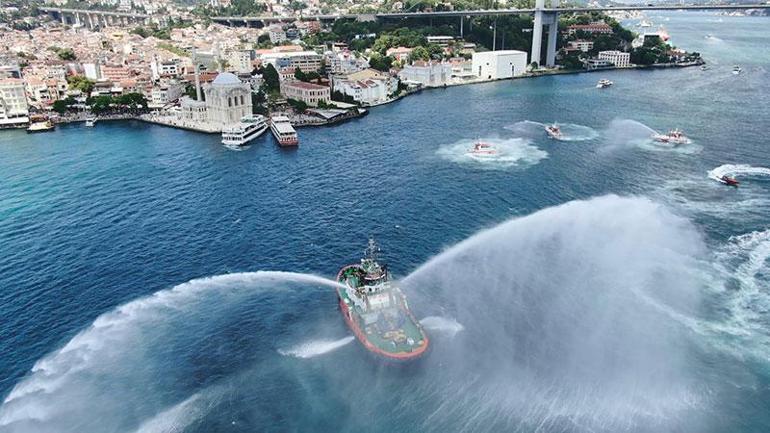 Kıyı Emniyet Genel Müdürlüğünden Boğazda saygı seyri