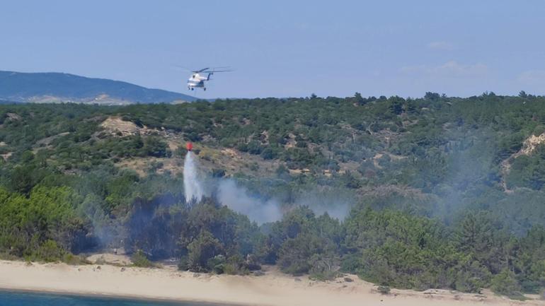 Çanakkalede Anzak Koyunda yangın; alevler ormana da sıçradı