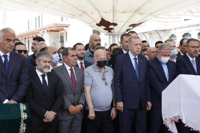 Erdoğan, Göksel Gümüşdağın annesinin cenaze törenine katıldı