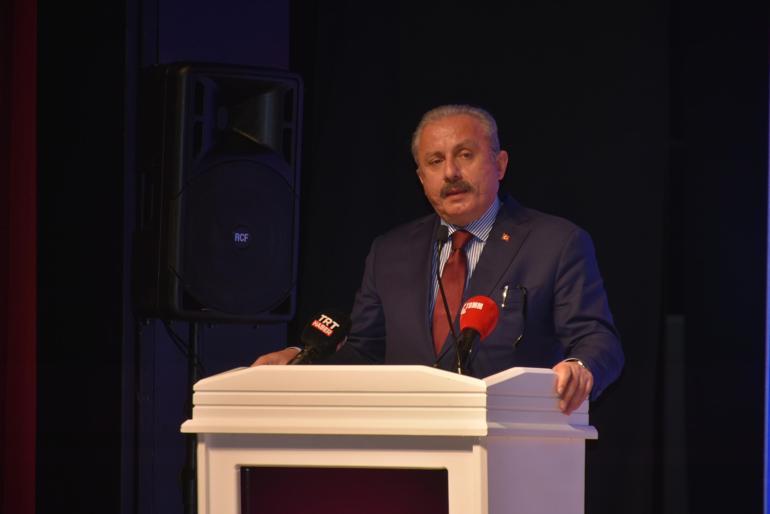 Şentop: Avrupa göçmenlere kapılarını kapattı, öldürmek dahil her türlü eylemi yaptı