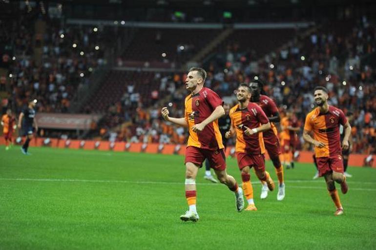 Galatasaray, hazırlık maçında Kasımpaşayı 2-1 mağlup etti