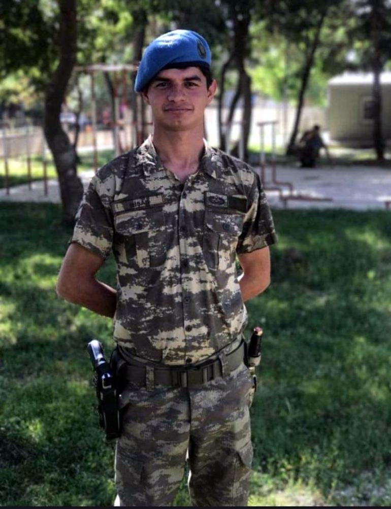 Şehit Uzman Çavuş Remzi Nişan için Yüksekovada tören düzenlendi