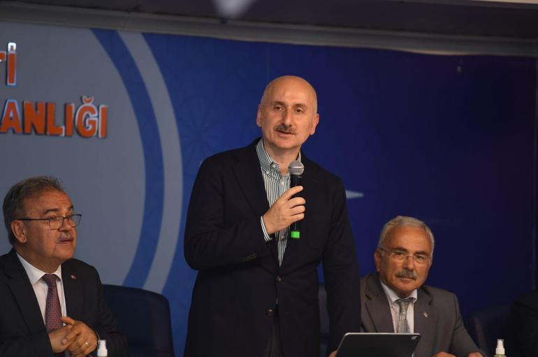 Bakan Karaismailoğlu: Yatırımlarımızın meyvelerini görmenin mutluluğunu yaşıyoruz