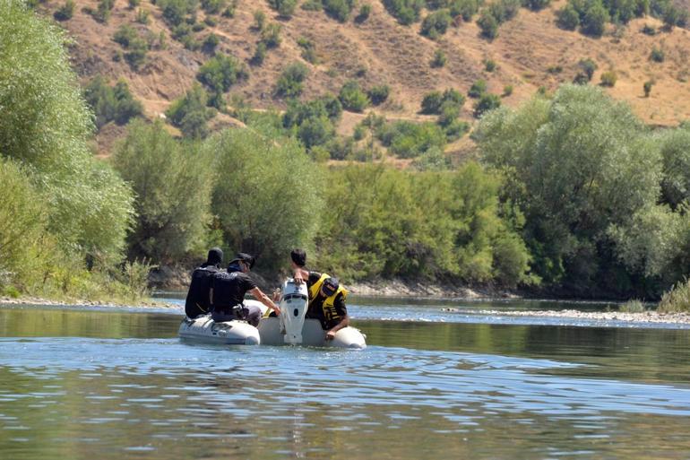 Akıntıya kapılan kızı kurtarıp, kendisi kaybolan oto tamircisi 4 gündür aranıyor