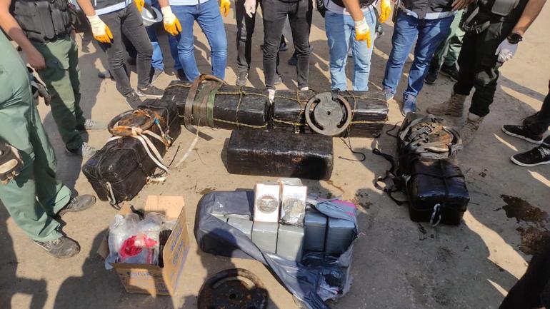 Bakan Soylu: Tekirdağ Limanında 242 kilogram kokain ele geçirildi