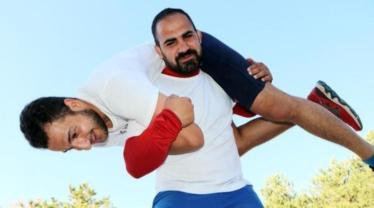 Judo Milli Takımının 2 sporcusu, olimpiyatlara Palandökende hazırlanıyor