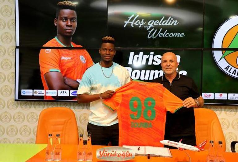 Alanyaspor, Sportingden İdrissa Doumbiyayı kiraladı