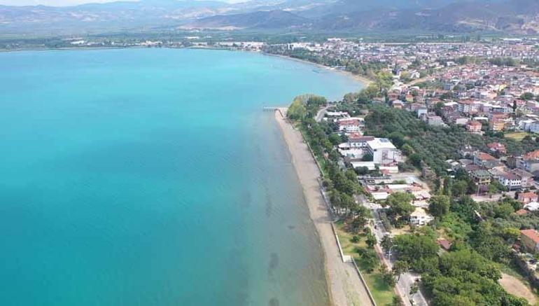Bursada 24 halk plajında olmayan mavi bayrak İznik Gölüne verildi