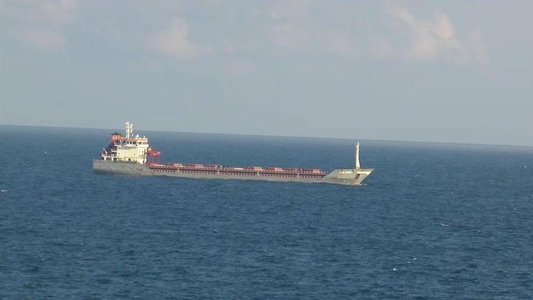 Tahıl yüklü Türk bandıralı Polarnet denetimi bekliyor