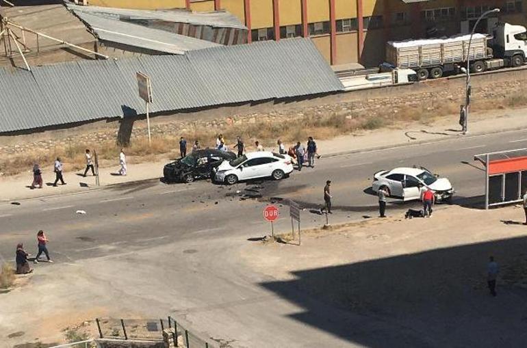 Malatyada 4 otomobilli zincirleme kaza: 9 yaralı