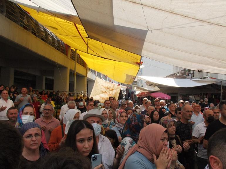 Komşularının boğazını kesen saldırgan, saklandığı evde baltayla polise direndi