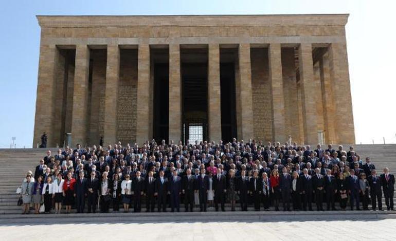 Çavuşoğlu: Ermenistanı provokasyonlara girmemesi konusunda uyarıyoruz