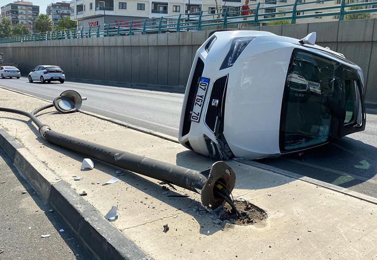 İzmir- Ankara kara yolunda 2 ayrı kaza; 11 yaralı