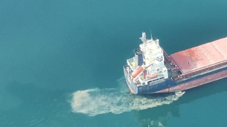İzmit Körfezini kirleten gemiye 4 milyon 968 bin lira ceza