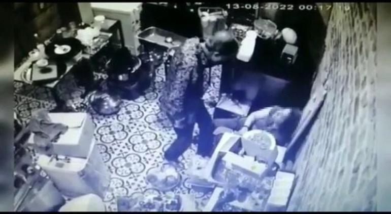 Kadıköy’de kafede kadın cinayeti
