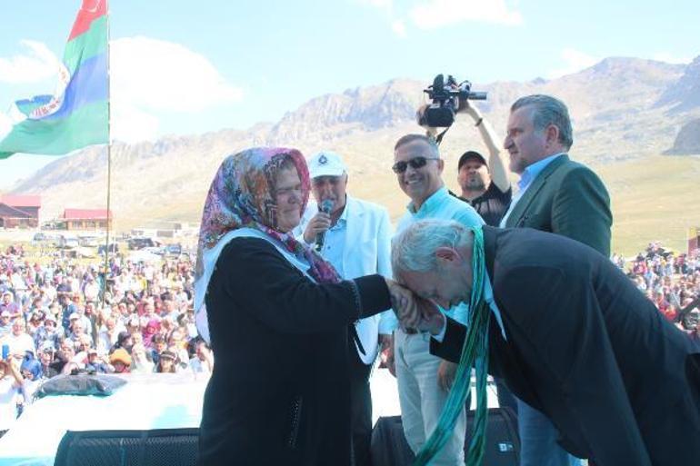 Ovit Yaylasında düzenlenen etkinlikte Eren Bülbül unutulmadı