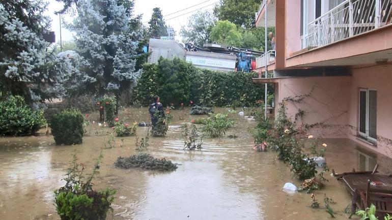 İstanbulda sağanak yağış etkili oldu