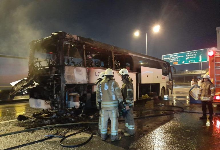 Kuzey Marmara Otoyolunda işçileri taşıyan servis otobüsü alev alev yandı