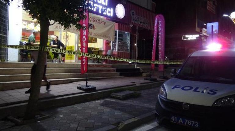 Kavgada ateşlenen silahtan çıkan mermi, çiğköfteci dükkanına isabet etti