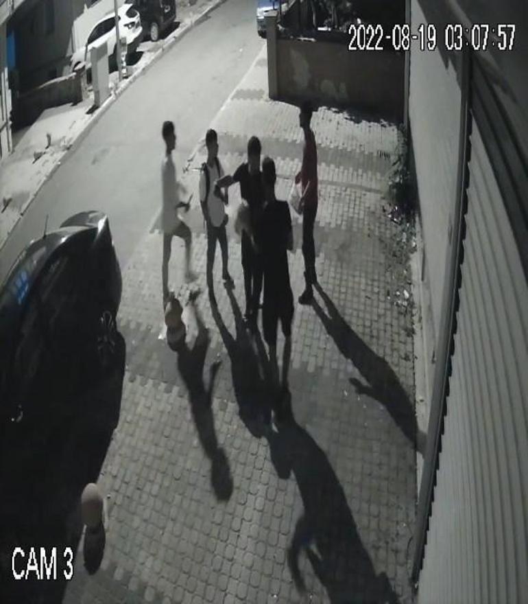 Sancaktepede eli silahlı ve bıçaklı 3 kişi işyeri bastı