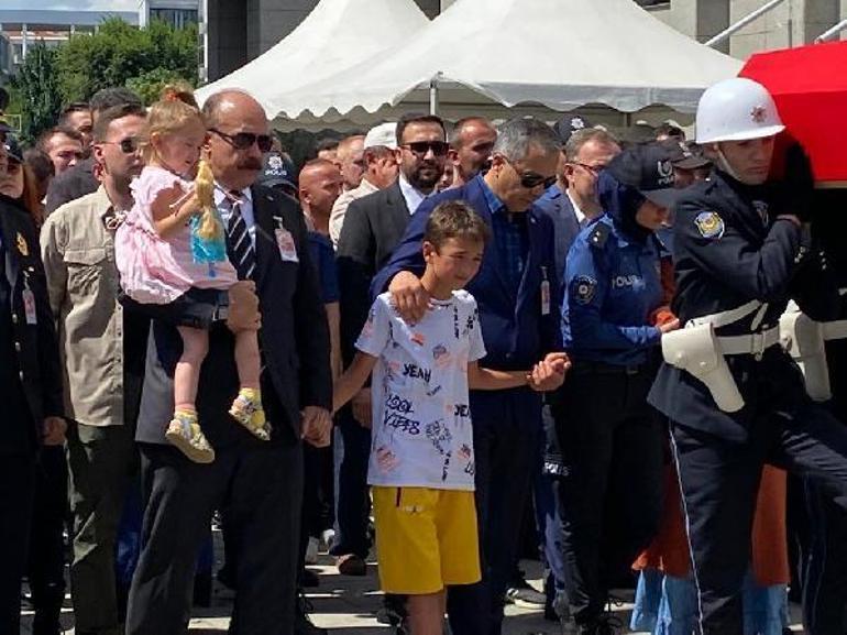 Şehit bekçi için İstanbul Emniyet Müdürlüğünde tören