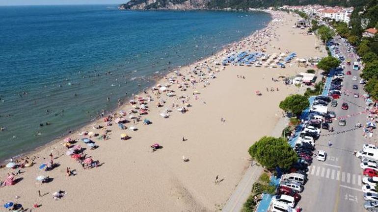 İnkum’da hafta sonu yoğunluğu; girişler kapatıldı
