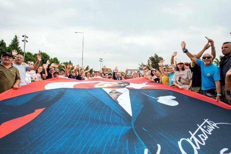 Zafer Yolu kafilesi, tarihi yürüyüş için yola çıktı