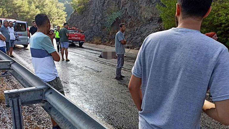 Turistleri taşıyan safari aracı cip devrildi; 5 ölü, 4 yaralı