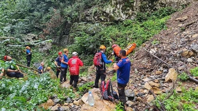 3 işçinin öldüğü kazada, uçuruma düşen kamyonetten son anda atlayıp kurtuldu