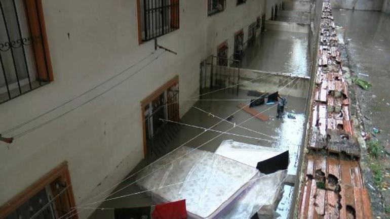 Esenyurtta yine su baskınları