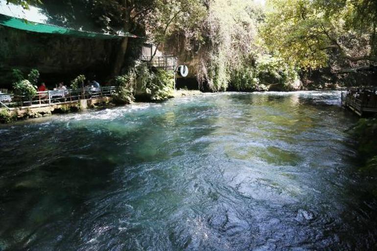 Düden Çayında kötü koku yine ortaya çıktı