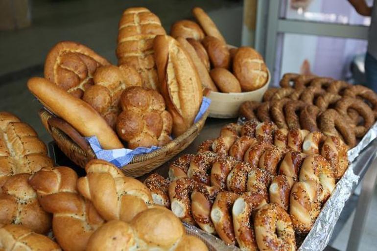 Tuncelide, hayırsever destekli halk ekmek 3 TL