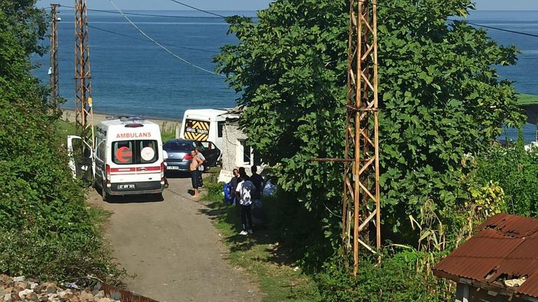 13 yaşındaki Hüseyin, denize kaçan topunu almak isterken kalp krizi geçirdi