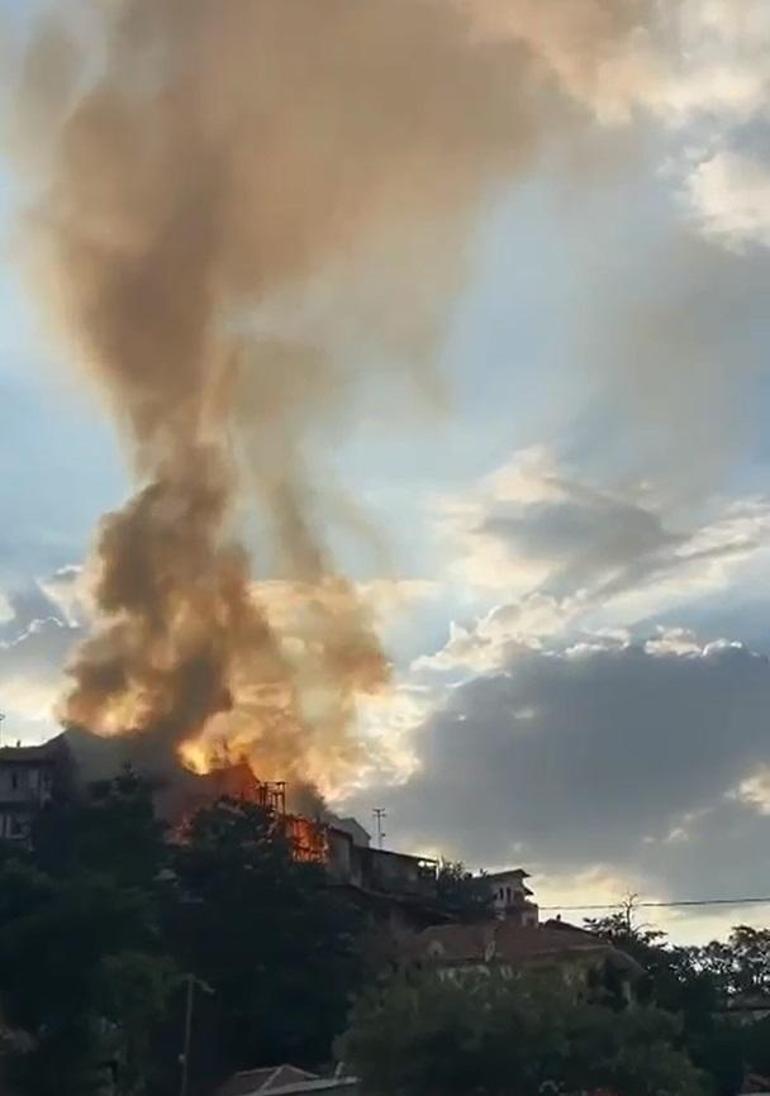 Ankarada gecekondu yangında küle döndü